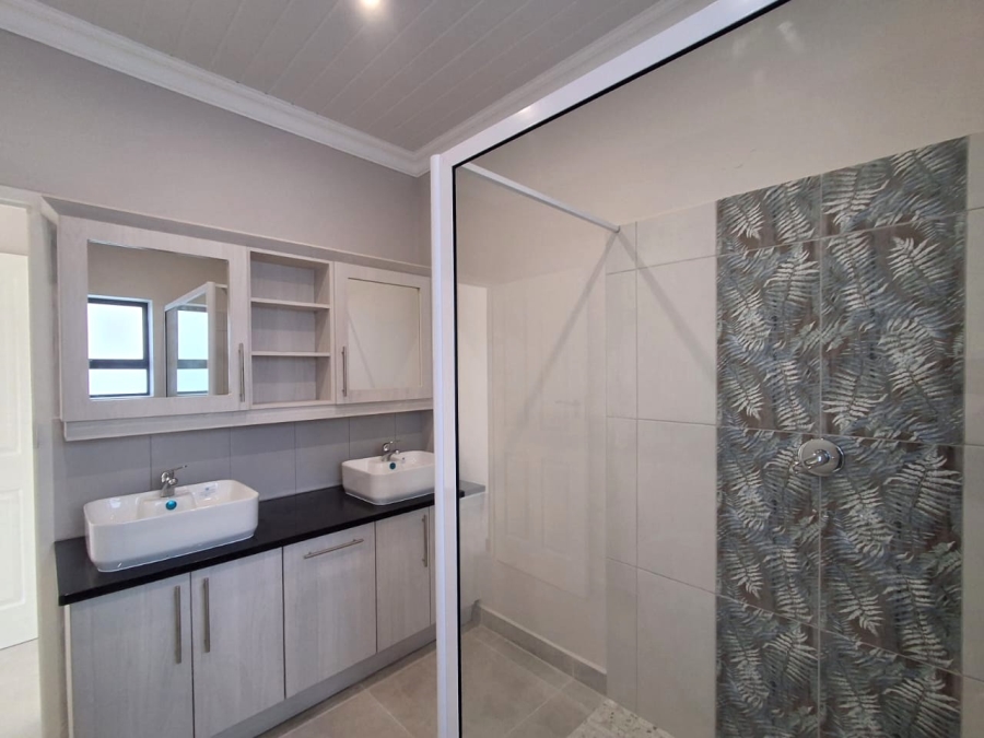 3 Bedroom Property for Sale in Stilbaai Wes Western Cape